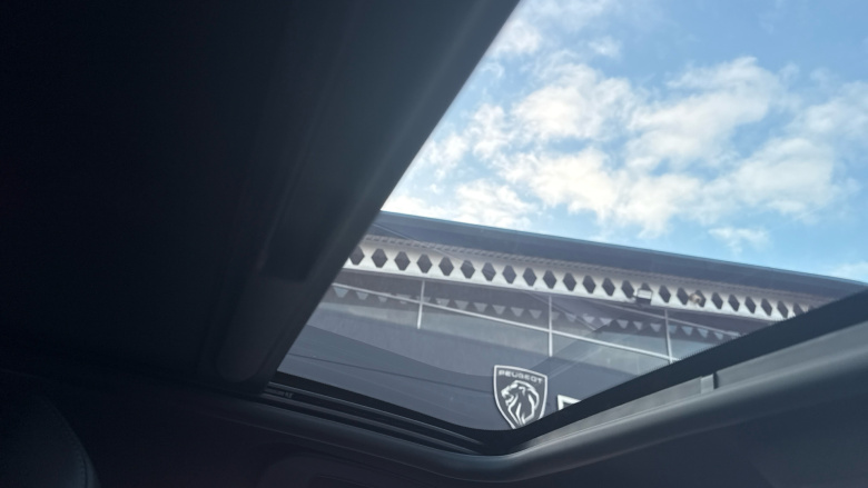 Peugeot 208 1.2 PureTech 100 GT Line 5dr Petrol Hatchback